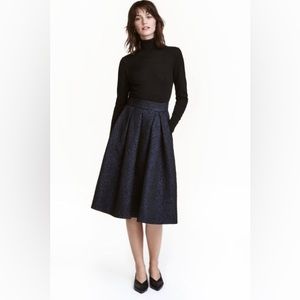 H&M Navy Skirt w/Pockets